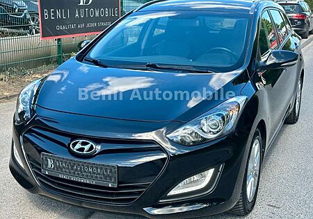Hyundai i30 cw FIFA World Cup Edition/NAVI/SHZ/KAMERA/