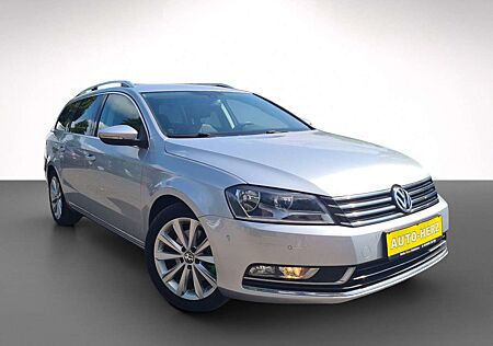 VW Passat Variant Volkswagen Highline BM*LEDER-SITZH-AHK-NAVI*