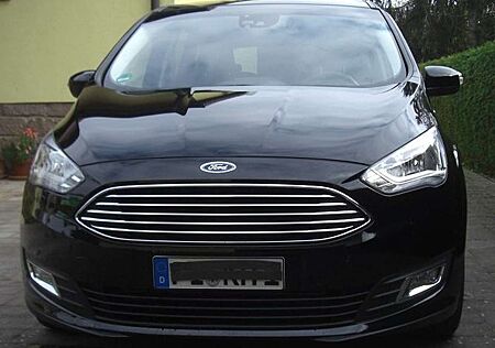 Ford C-Max Titanium