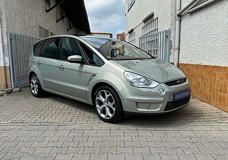 Ford S-Max 2.3 Titanium*7-Sitzer*Automatik*Navi*Pano