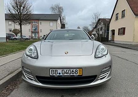 Porsche Panamera 4S PDK