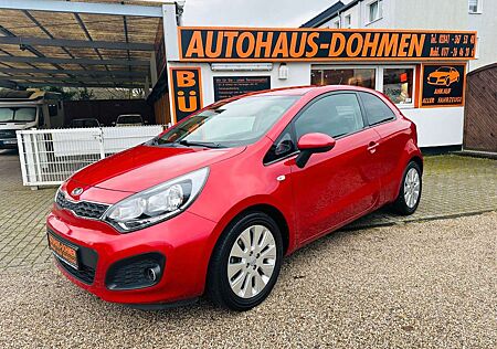 Kia Rio Dream Team Edition+Scheckheft gepflegt