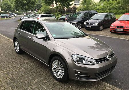 VW Golf Volkswagen 1.4 TSI Cup