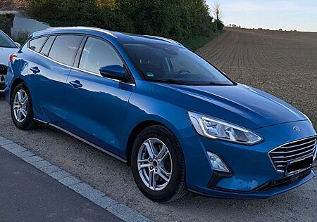 Ford Focus Turnier 1.0 EcoBoost Start-Stopp-System COOL