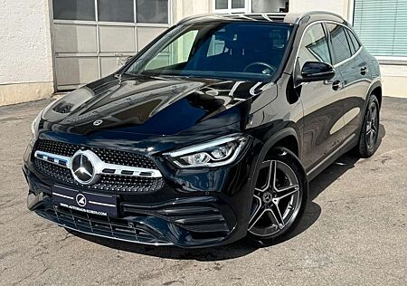 Mercedes-Benz GLA 200 GLA200d AMG 4M WIDESCREEN LED KAMERA CARPLAY 19"