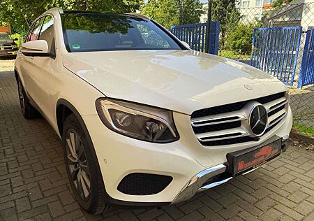 Mercedes-Benz GLC 250 d 4Matic, AMG , Leder, LED!!!