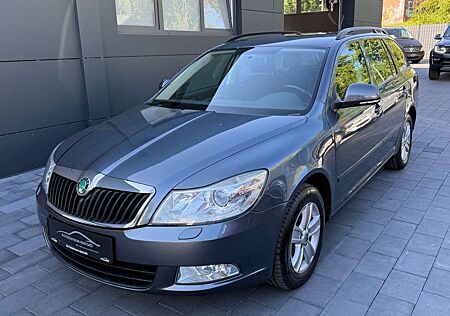 Skoda Octavia Combi 2.0 TDI Elegance 4X4 AHK