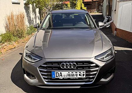 Audi A4 Avant 35 TDI S tronic