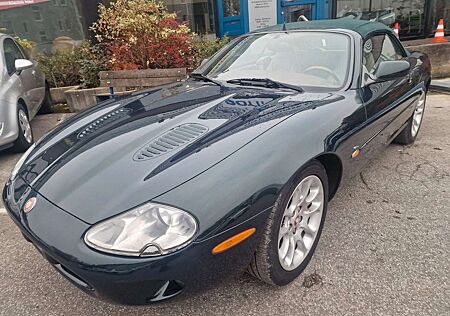 Jaguar XKR