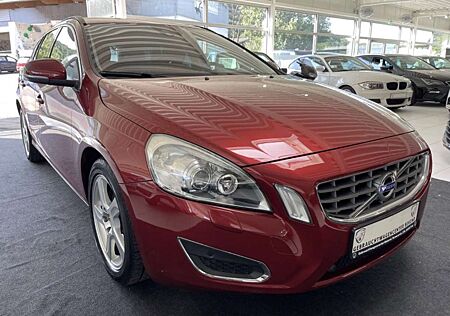 Volvo V60 D3 Geartronic Momentum