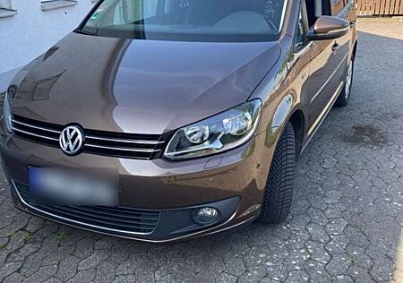 VW Touran Volkswagen 1.2 TSI Life