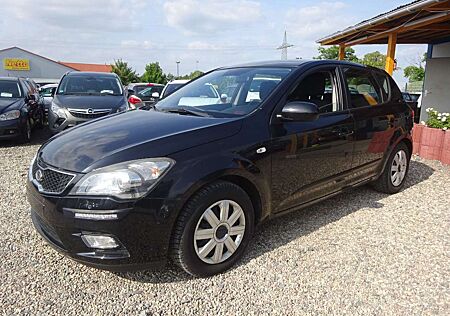 Kia Cee'd Ceed / 1.6 CRDi 115PS Edition 7