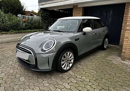 Mini Cooper Aut. Classic Trim