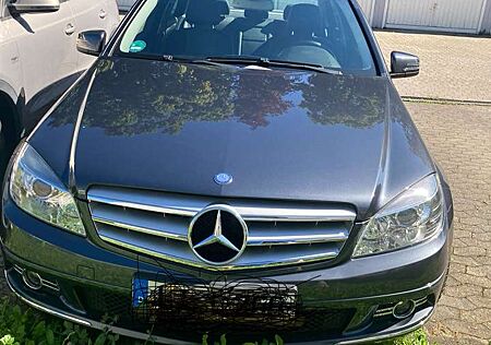 Mercedes-Benz C 200 CGI Automatik BlueEFFICIENCY Elegance