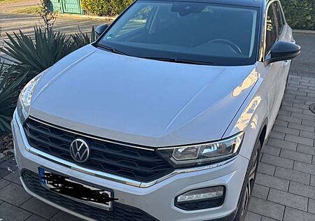 VW T-Roc Volkswagen 1.5 TSI OPFACTIVE