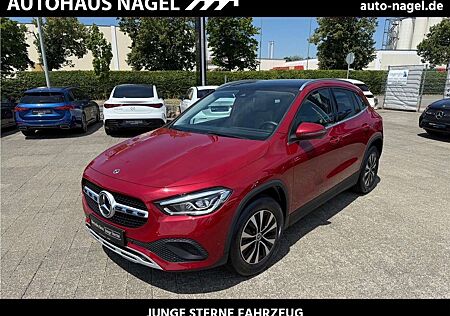 Mercedes-Benz GLA 220 d 4M*Pano*AHK*StandHz*Kamera*DAB*Offroad