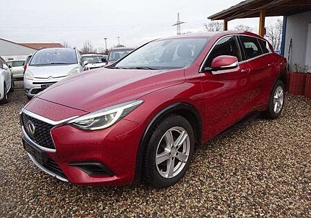 Infiniti Q30 1.5 d City Black Edition