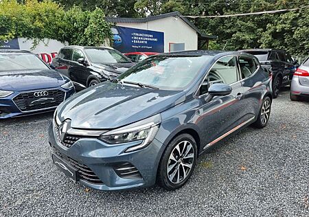 Renault Clio E-TECH/ HYBRID/ BOSE/ LED/ NAVI/ 360 KAMERA