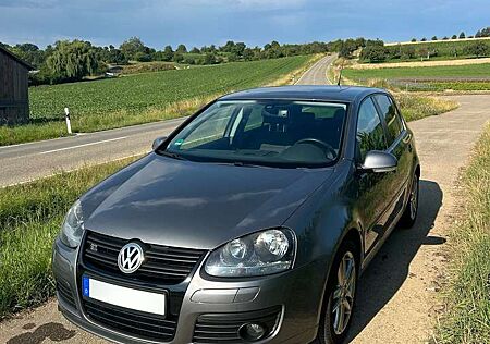 VW Golf Plus Volkswagen 1.6 Sportline