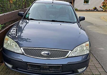 Ford Mondeo 1.8 Trend