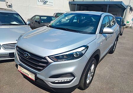 Hyundai Tucson blue Classic 2WD