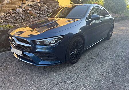 Mercedes-Benz CLA 250 AMG Line