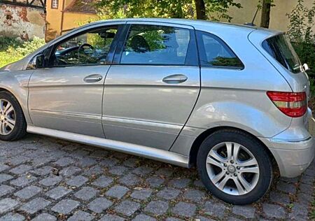 Mercedes-Benz B 200 CDI DPF