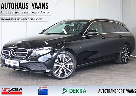 Mercedes-Benz E 300 de Avantgarde WIDE+MULTIBEAM+KAM+18"