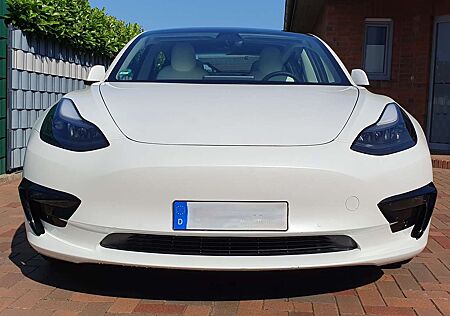 Tesla Model 3 gebraucht kaufen Tesla Model 3 Langstreckenbatt. Allradantrieb Dual Motor