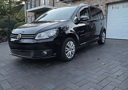 VW Touran gebraucht kaufen VW Touran Volkswagen Style , Standheizung, AHK , Klima , 8 Fach Berrei