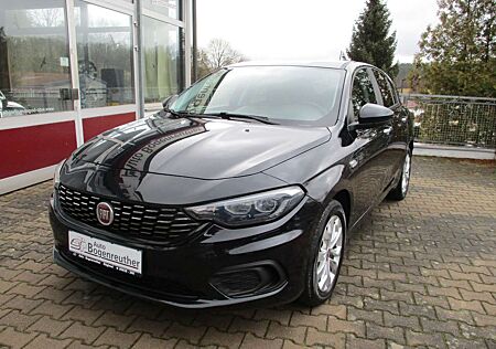 Fiat Tipo Easy+Navi+Alu+Sitzheiz+Freisprechanlage