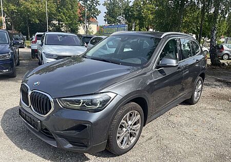 BMW X1 xDrive 20 d Advantage LED NAVI AUTOMATIK