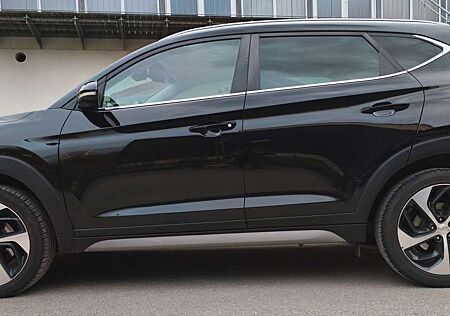 Hyundai Tucson gebraucht kaufen Hyundai Tucson blue 1.7 CRDi 2WD DCT Style