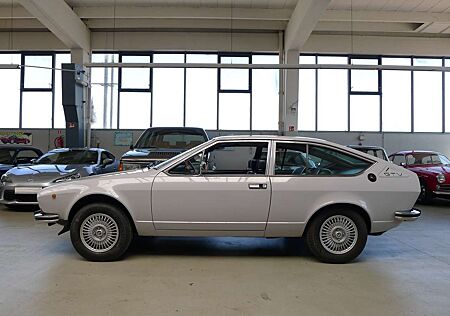 Alfa Romeo Alfetta GT 1.6, rostfreier Originalzustand, technisch Top
