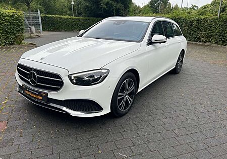 Mercedes-Benz E 220 E -Klasse T-Modell d