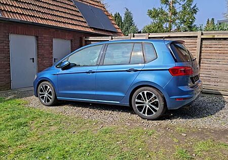 VW Golf Sportsvan Volkswagen 1.6 TDI BlueMotion Technology Lounge