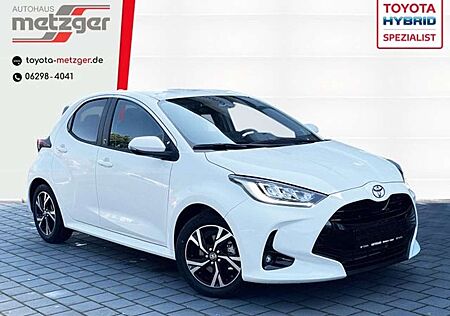 Toyota Yaris 1.5 HYBRID Teamplayer +Kamera +LED-Scheinwerfer +A