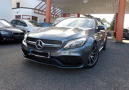 Mercedes-Benz C 63 AMG C V8 -Klasse Coupe AMG/Automatik