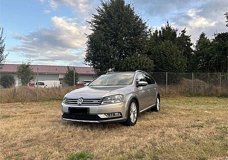 VW Passat Alltrack Volkswagen Basis BMT 4Motion