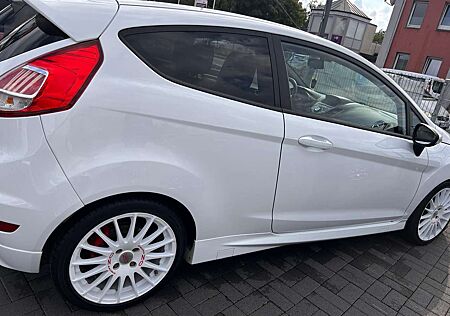 Ford Fiesta 1.6 EcoBoost ST