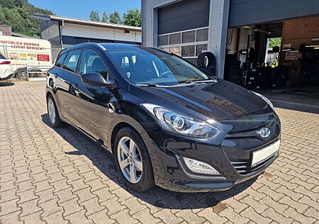 Hyundai i30 Classic KLIMA-16"ALU-Service neu-1.Hand