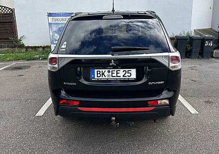 Mitsubishi Outlander 2.2 DI-D 4WD TC-SST 35 Jahre