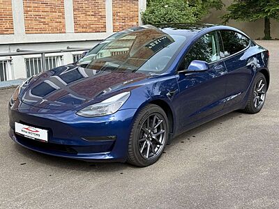 Tesla Model 3 Long Range Dual AWD