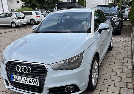 Audi A1 1.6 TDI Attraction