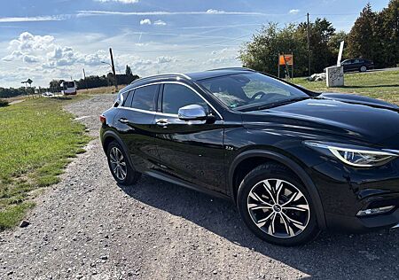 Infiniti QX30 2.2d DCT AWD Luxe Tech