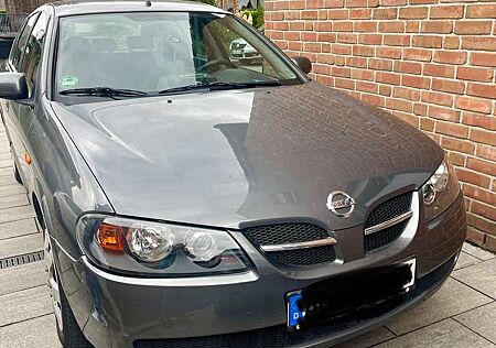 Nissan Almera Almera 1.5 acenta