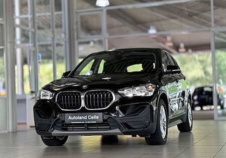 BMW X1 xDrive25e ParkAssist DAB GeschwindigReg Navi