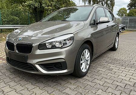 BMW 218 d Active Tourer Autom. Navi PDC