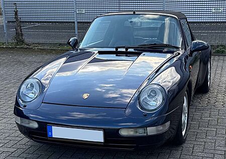 Porsche 993 911 Carrera 4 Cabrio
