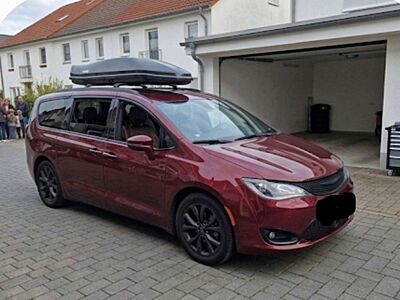 Chrysler Pacifica